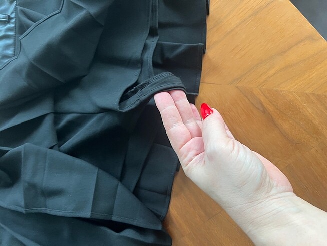 l Beden Zara deri detaylı mini şort etek