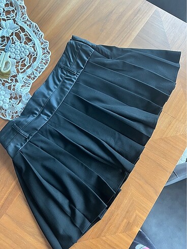 Zara Zara deri detaylı mini şort etek