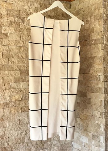 Ekoseli Midi Kolsuz Elbise - Görsel 2