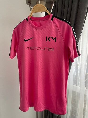 Nike kadın üst