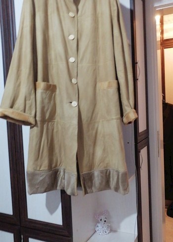 Bej Süet Düğmeli Uzun Kadın Kaban - Görsel 2