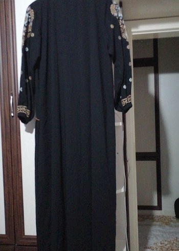 Uzun Siyah Nakışlı Kadın Elbise - Görsel 8