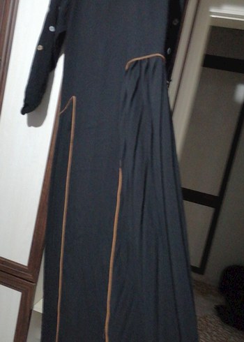 Uzun Siyah Nakışlı Kadın Elbise - Görsel 5