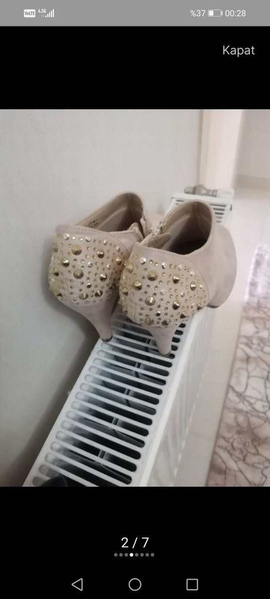 Bej Süet Stiletto Topuklu Kadın Bot - Görsel 4