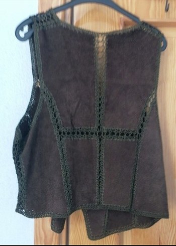 Nakışlı Örgü Detaylı Kahverengi Süet Yelek - Görsel 3