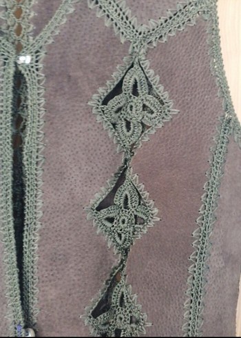 Nakışlı Örgü Detaylı Kahverengi Süet Yelek - Görsel 4