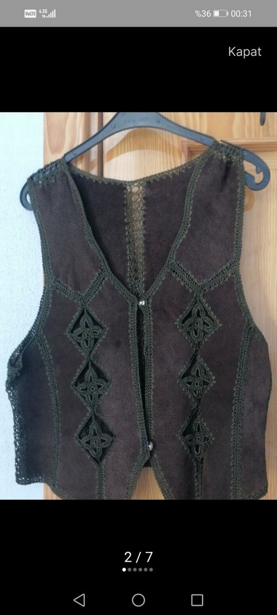 Nakışlı Örgü Detaylı Kahverengi Süet Yelek - Görsel 2