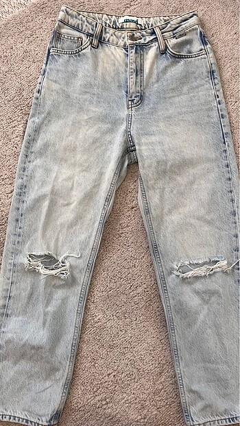 Mavi mom straight jean