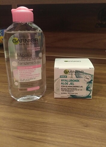 Garnier Nemlendirici Jel ve Makyaj Temizleme 