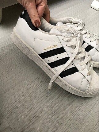 Adidas superstar