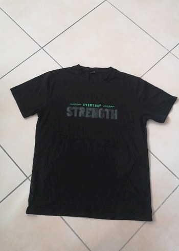 Siyah Baskılı Kısa Kollu Erkek Tişört - Görsel 3