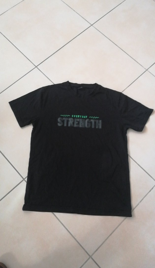 Siyah Baskılı Kısa Kollu Erkek Tişört - Görsel 3