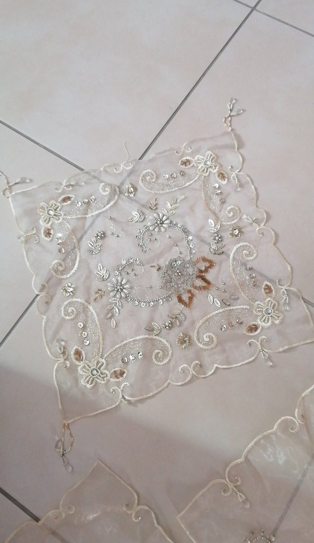 Bej Nakışlı Bohem Masa Örtüsü - Görsel 4