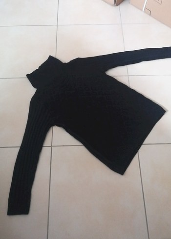 Siyah Boğazlı Triko Kadın Kazak - Görsel 2