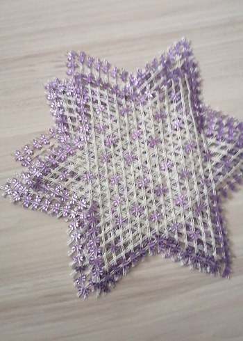 Mor Çiçekli Yıldız Şeklinde El Yapımı Örgü - Görsel 2