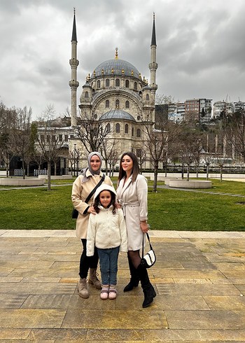 LC Waikiki Krem Kemerli Uzun Kadın Trençkot