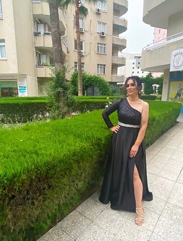 Kuzenimin düğünü için aldığım elbisemde satışta