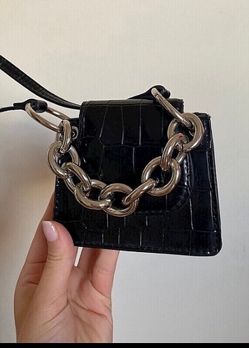 Zara Zincir Detaylı küçük Siyah Deri Kadın Çanta