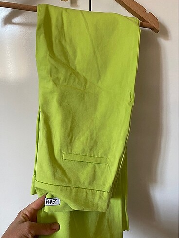 Zara Yeşil pantolon