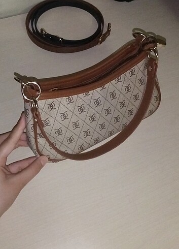 Zara Çanta