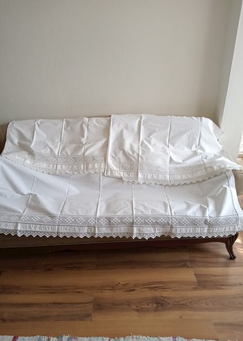 Dantel ucu ile uyumlu karyola takımı - Görsel 7