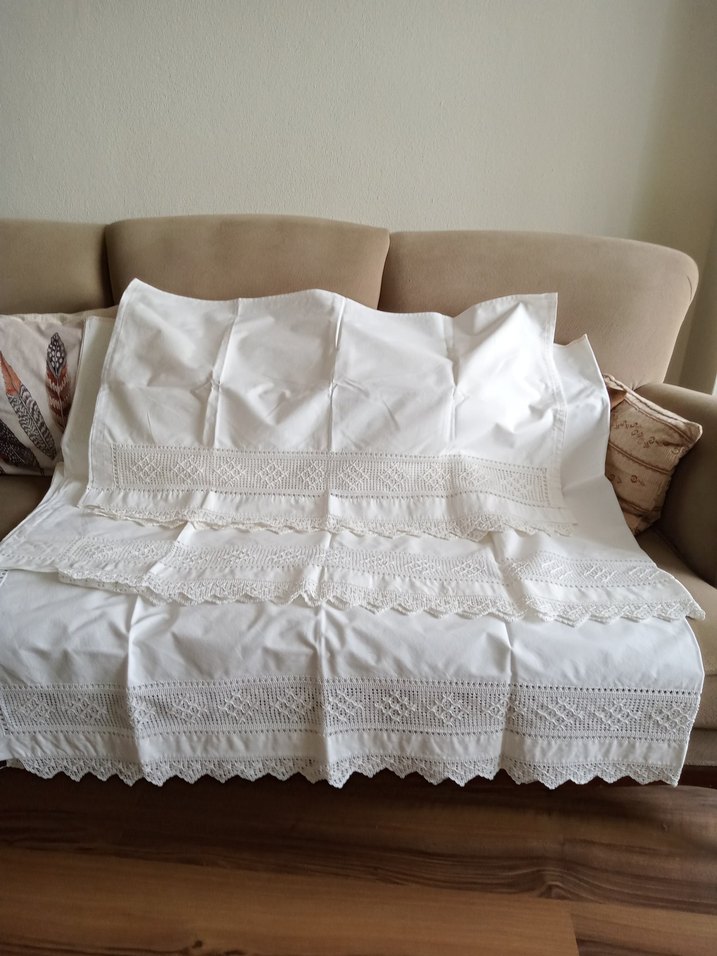 Dantel ucu ile uyumlu karyola takımı - Görsel 3