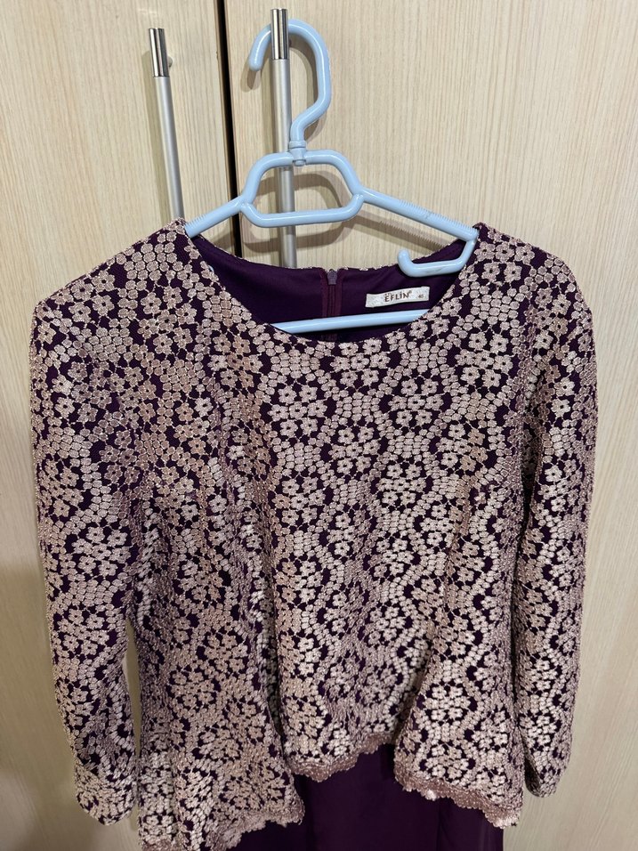 Mor Dantel İşlemeli Uzun Kadın Elbise tesettür abiye - Görsel 2