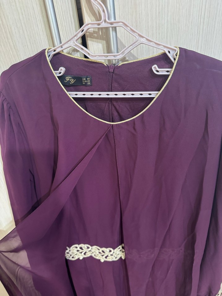 Mor Uzun Kollu Nakışlı Tesettür Elbise - Görsel 3