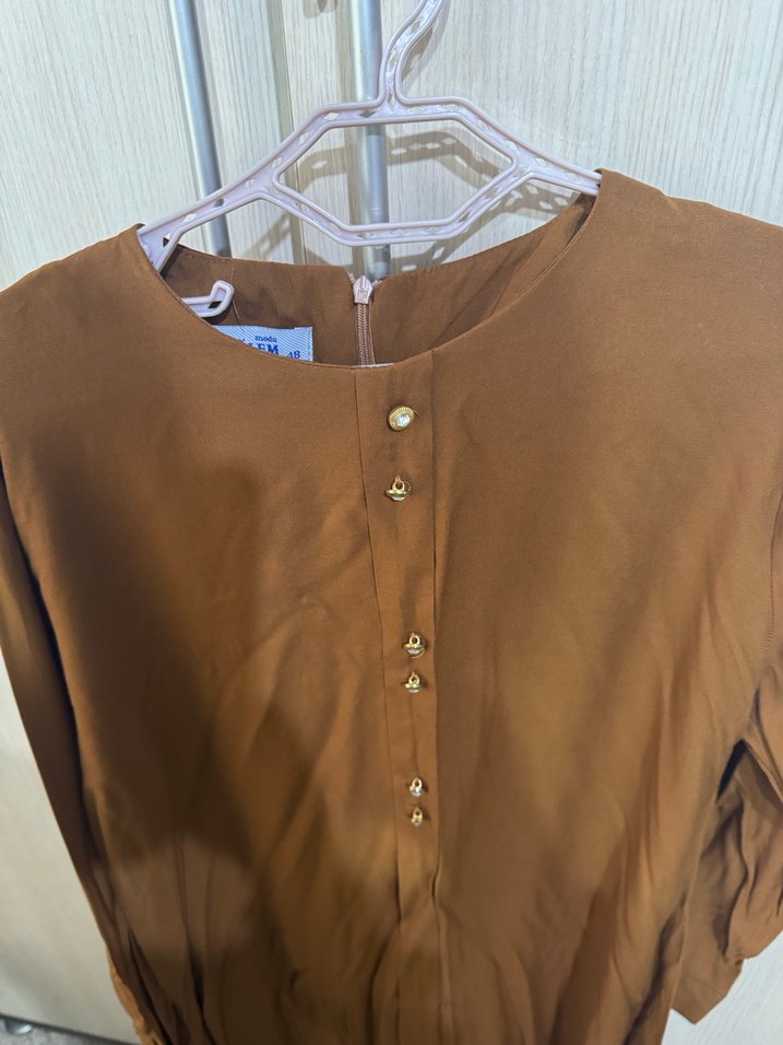 Düğmeli Uzun Kollu Keten Tunik - Görsel 3