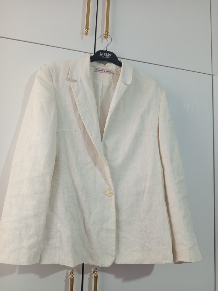 Düğmeli Beyaz Keten Kadın Blazer - Görsel 2