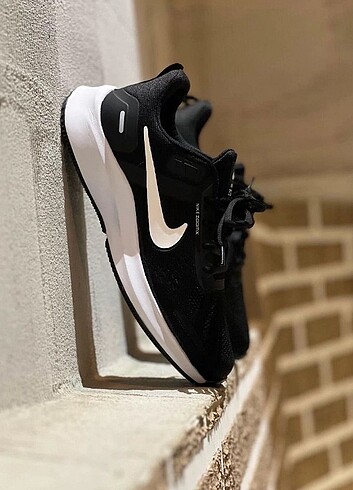 diğer Beden İthal kalite 2023 Nike zoomX kendi Kendi kutusunda gönderilmekte