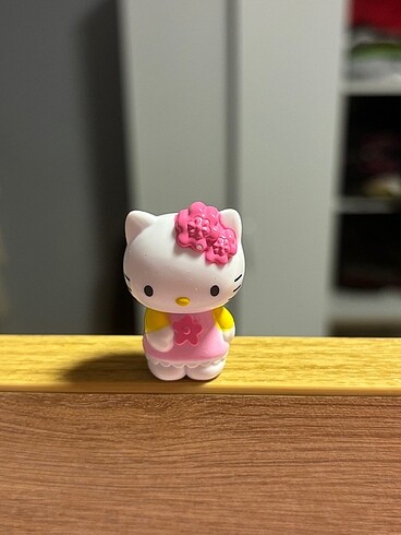 hello kitty figür