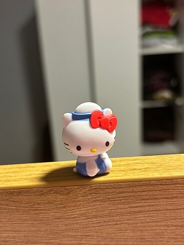 hello kitty figür