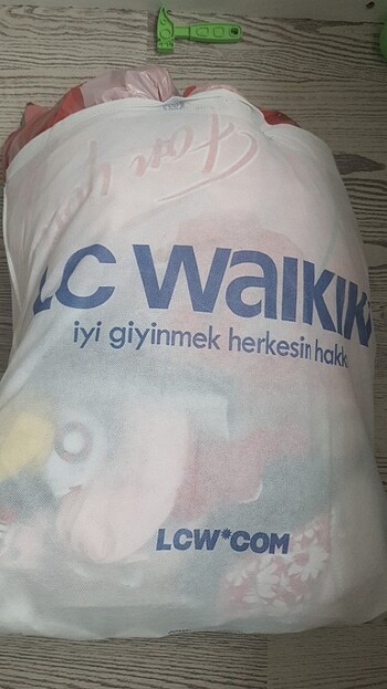 Çocuk kıyafetleri 