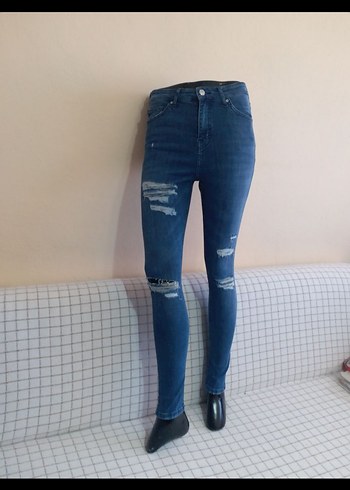 Bershka Mavi Kadın Denim Dar Ke JeanBAYAN TAM LIKRALI ESNEK PIRTIK 38