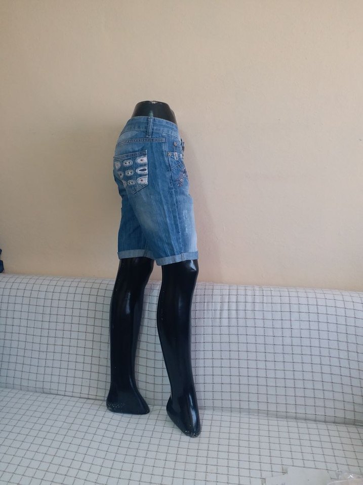 Mavi Mini Kot ŞortBAYAN 42 BONCUK ISLI DÜŞÜK BEL DAR PAÇ - Görsel 3