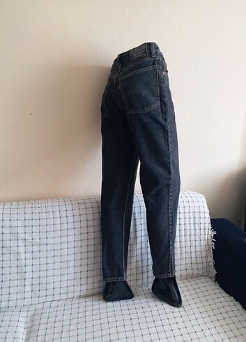 LEVI S BAYAN YÜKSEK 28 30 BEDEN