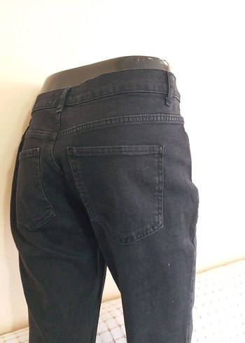 LC Waikiki Siyah Kadın Normal Kesim Midi KotBAYAN ISPANYOL PAÇA 46 B SIYAH