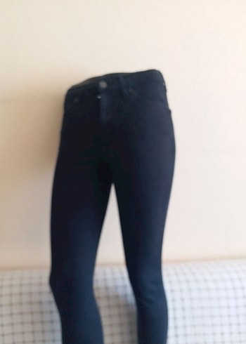 36 Beden siyah Renk Düğmeli Siyah Ka Skinny JeanBAYAN KOYU SİYAH RENK 36 B YÜKSEK