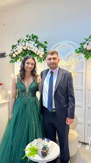 Nişan Elbisesi