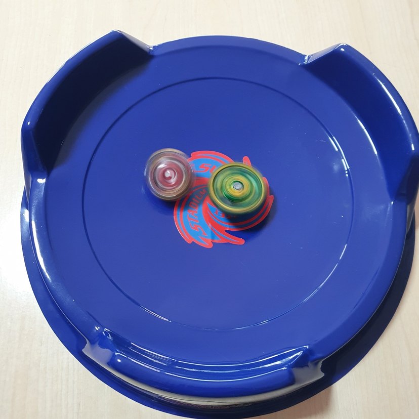 Beyblade Özel Lacivert Stadyum Sıfır Durumda - Görsel 5