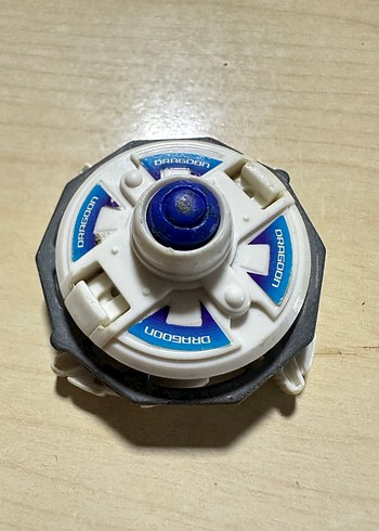 Beyblade Dragoon V2 Takara Tomy 2. El - Görsel 2