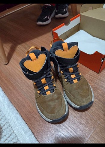 Decathlon kahverengi Süet Erkek Çocuk Botu