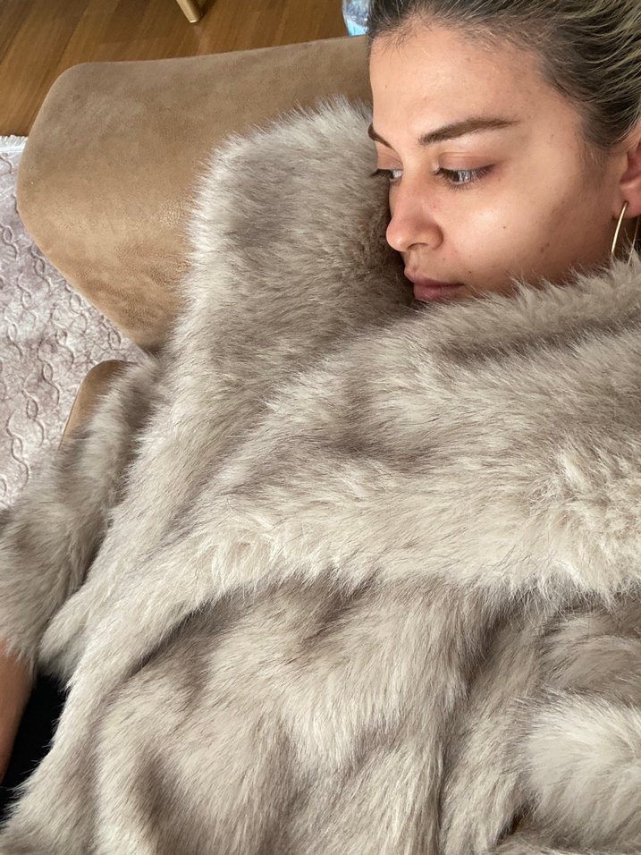 Gri Kürk Detaylı Kadın Midi Ceket - Görsel 3