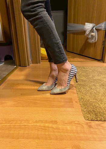 Bej Yılan Desenli Pilili Topuklu Stiletto - Görsel 5