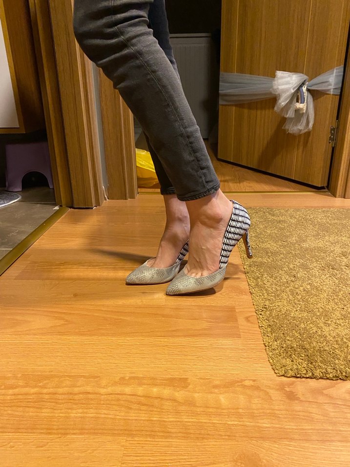 Bej Yılan Desenli Pilili Topuklu Stiletto - Görsel 5