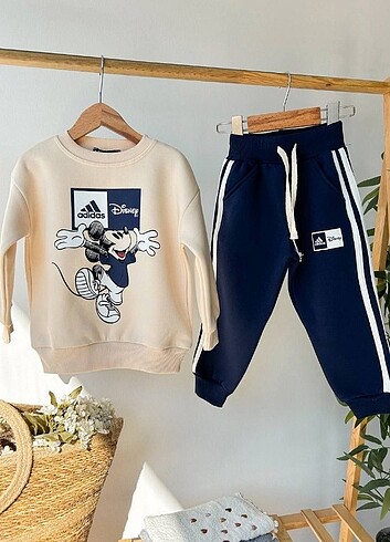 4 Yaş Beden Adidas esofman takım