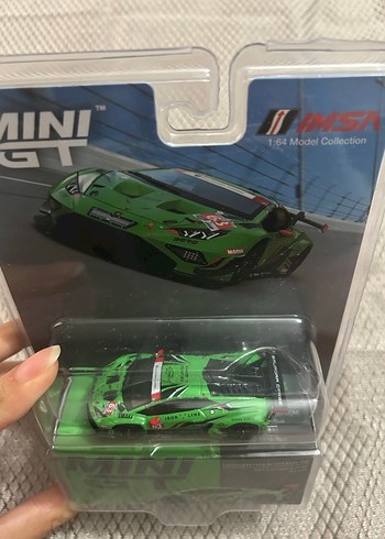 Mini GT Lamborghini Huracán GT3 EVO2 #63 - Görsel 4