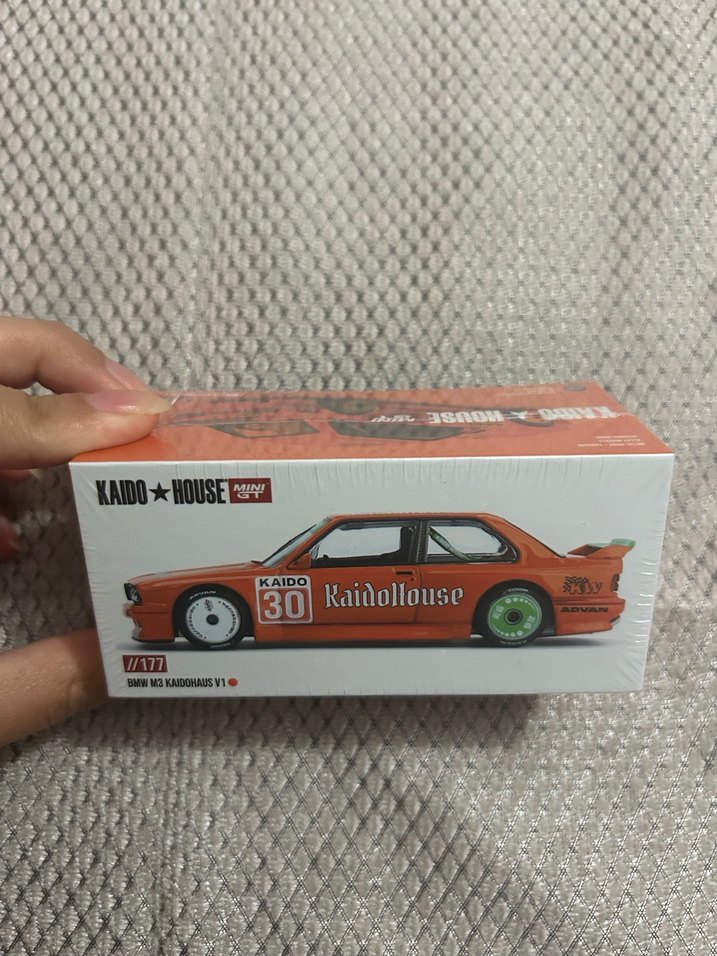 Kırmızı BMW M3 Kaidohouse Oyuncak Araba - Görsel 2