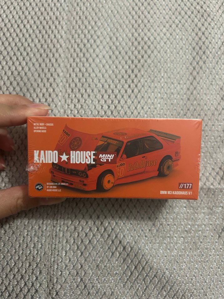 Kırmızı BMW M3 Kaidohouse Oyuncak Araba - Görsel 3